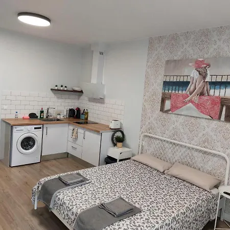 Apartment Trafalgar Estudio Alicante